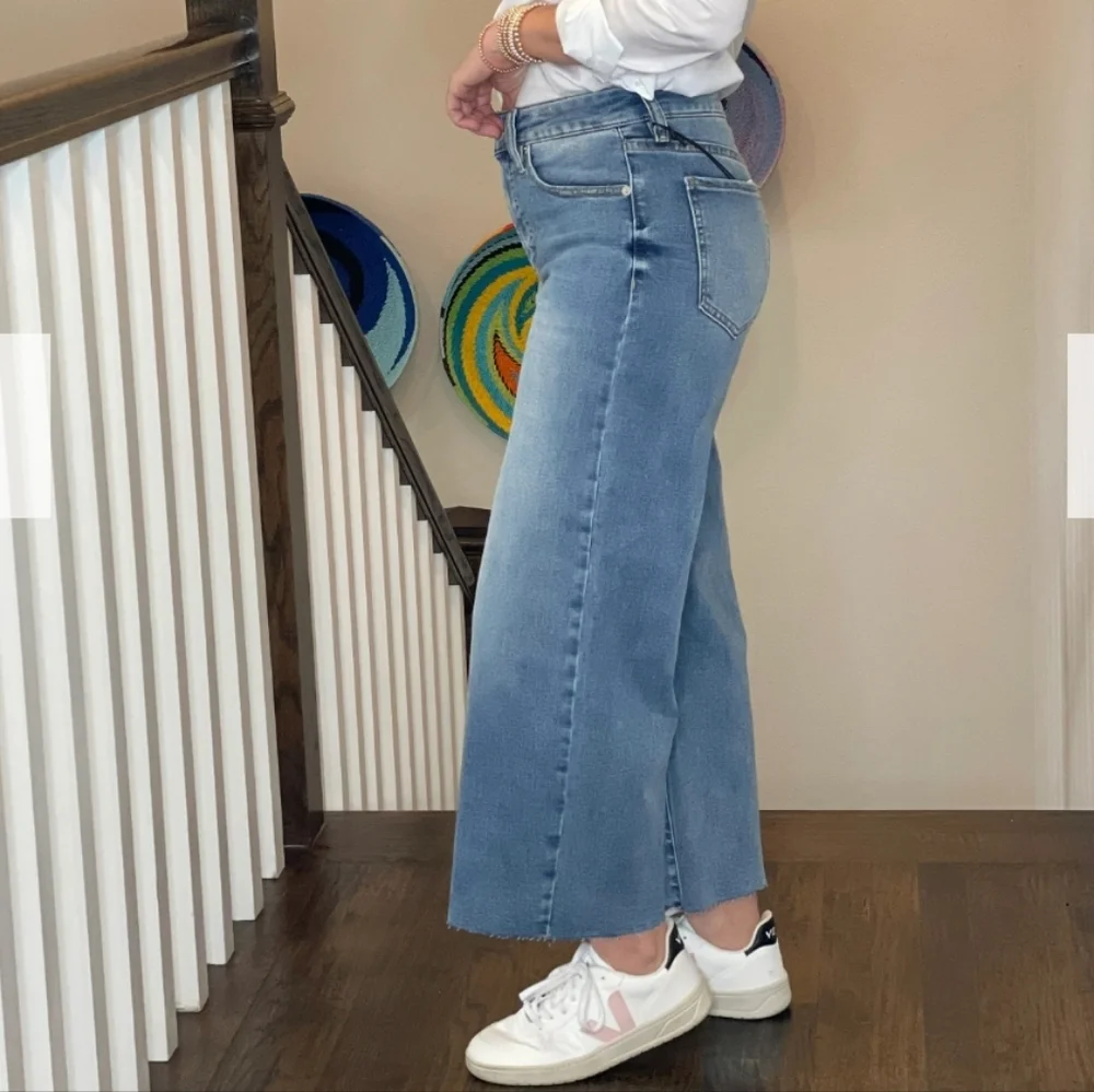 Oat New York Wide Leg Crop Jean - Picture 4 of 13